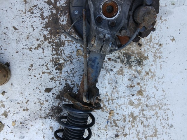 Volkswagen Passat B7 2010-2014 1.6 CDTI Jobb első Csonkállvány Gólyaláb Komlett