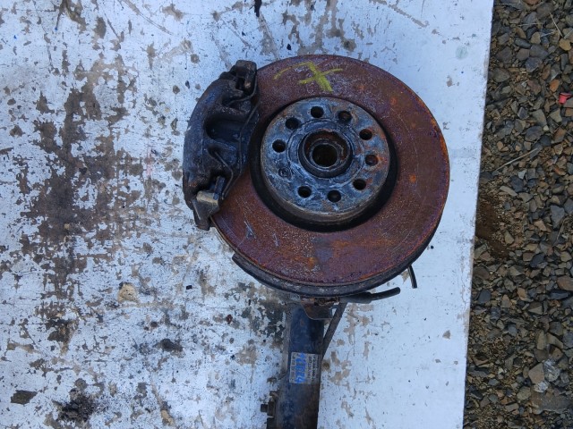 Volkswagen Passat B7 2010-2014 1.6 CDTI Jobb első Csonkállvány Gólyaláb Komlett