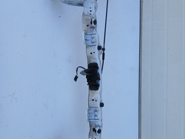 Opel Mokka 2012-2019 Zárhíd Használt  Fekete 