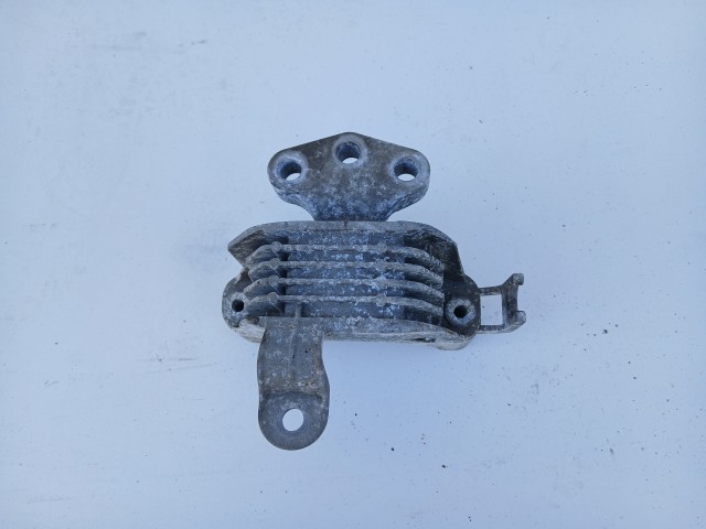 Opel Zafira C motortartó bak