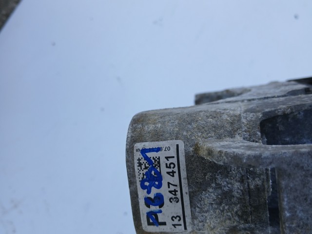 Opel Zafira C motortartó bak