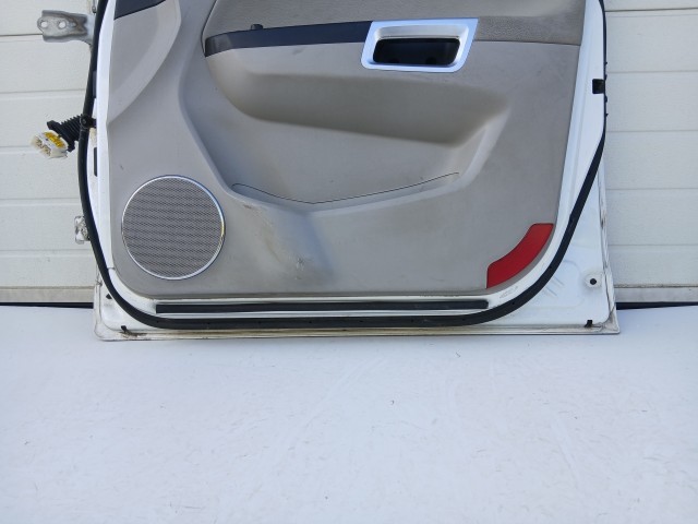 16910 Opel Antara 2006-2015 Jobb Első Ajtó Használt Fehér gyöngyház