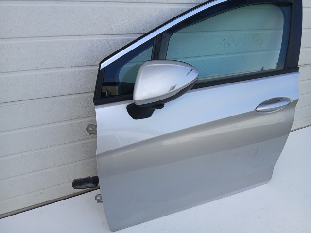 16916 Opel Astra K 2015-2021 Bal első Ajtó Ezüst