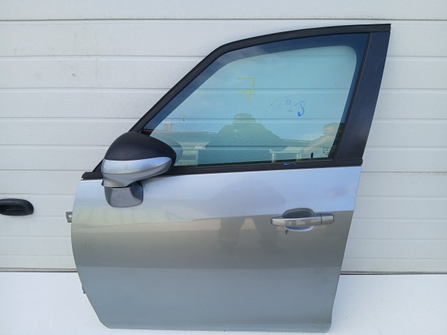 16918 Opel Zafira C 2011-2017 Bal első Ajtó Ezüst kekes Z179