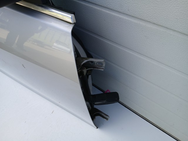 16921 Opel Astra J 2009-2015 Jobb első Ajtó Ezüst Z176