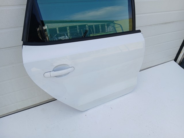 16923 Volkswagen Polo 6r 2009-2017 Jobb hátsó Ajtó Fehér