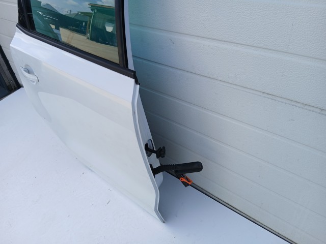 16923 Volkswagen Polo 6r 2009-2017 Jobb hátsó Ajtó Fehér