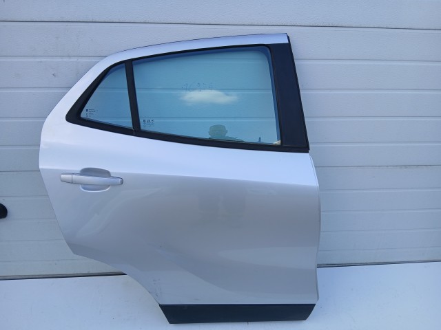 16924 Opel Mokka 2012-2019 Jobb hátsó Ajtó Ezüst