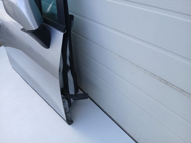 16925 Opel Mokka 2012-2019 Jobb első Ajtó Ezüst