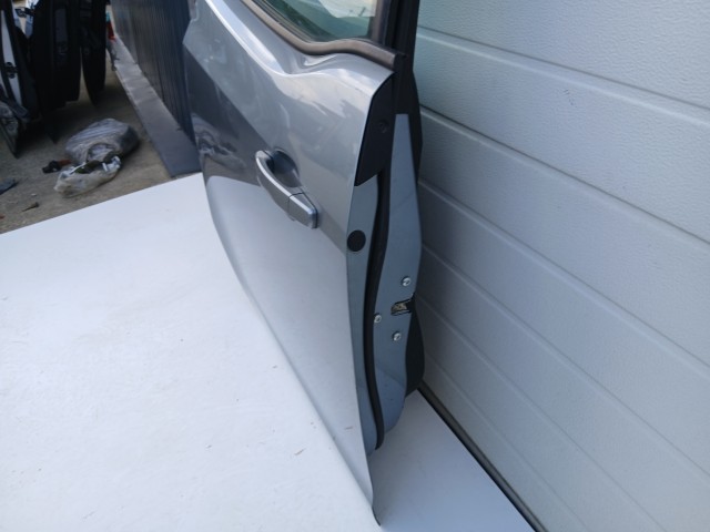 16926 Opel Meriva B 2010-2017 Jobb hátsó Ajtó Szürke Z179