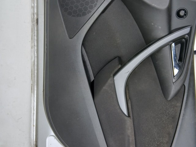 16940 Opel Astra J 2009-2015 Jobb első Ajtó Ezüst Z176