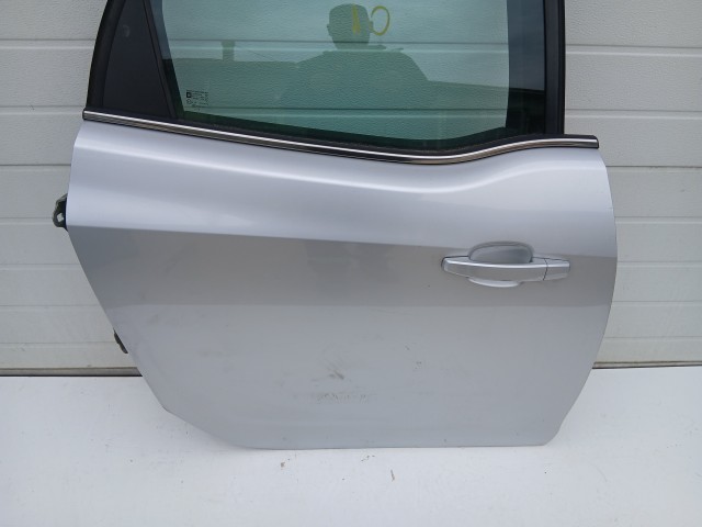 16950 Opel Meriva B 2010-2017 Jobb hátsó Ajtó Ezüst Z176