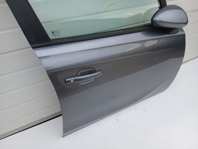 16951 Opel Corsa E 2014-2019 Jobb első Ajtó Grafit 