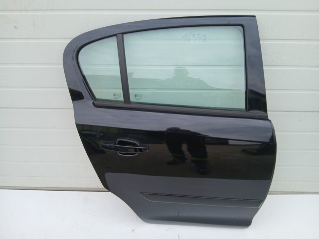 16952 Opel Corsa D 2006-2014 Jobb hátsó Ajtó Fekete Z20r