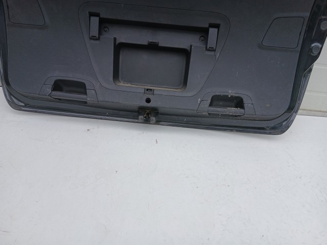 16956 Opel Astra J 2009-2015 Csomagtérajtó Z22c Fekete