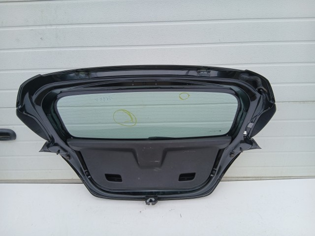 16957 Opel Corsa E 2014- 2014-2019 Csomagtérajtó Használt Fekete Z22x