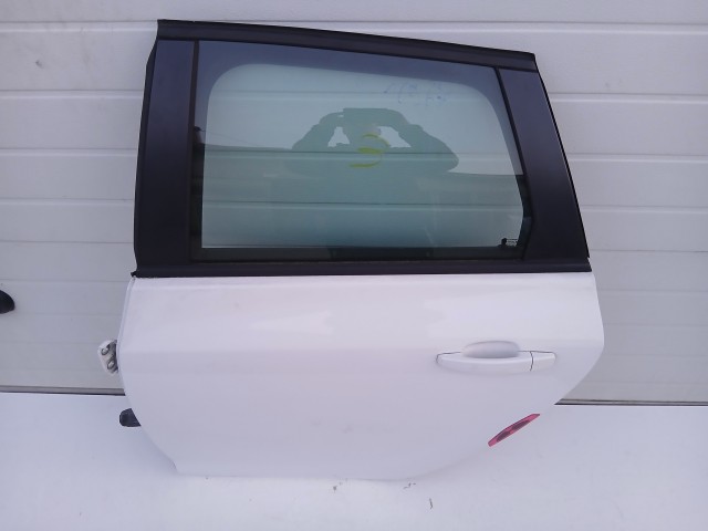 16967 Opel Astra J 2009-2015 Bal hátsó Ajtó Fehér Y40r kombi