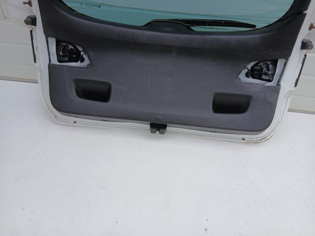 16961 Opel Astra K Kombi Csomagtérajtó Használt Z40r Fehér