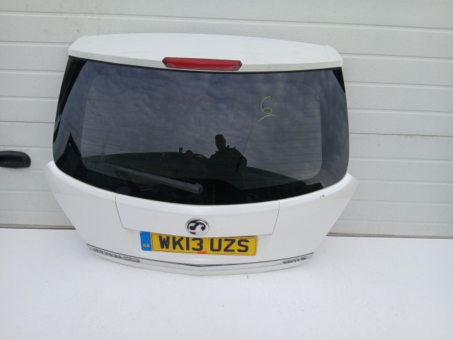 16960 Opel Antara 2006-2015 Csomagtérajtó Használt  Feher gyömgyház