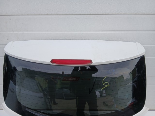 16960 Opel Antara 2006-2015 Csomagtérajtó Használt  Feher gyömgyház