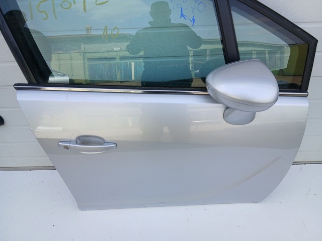 16970 Opel Meriva B 2010-2017 Jobb első Ajtó Ezüst Z176