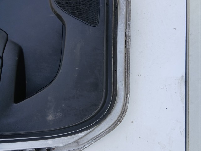 16974 Opel Meriva B 2010-2017 Bal hátsó Ajtó Ezüst Z176