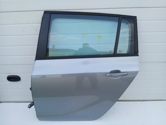 16978 Opel Zafira C 2011-2017 Bal hátsó Ajtó Szürke Z179