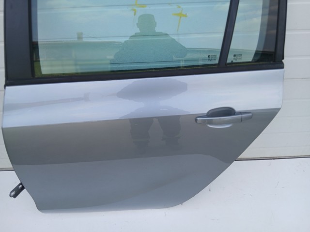 16978 Opel Zafira C 2011-2017 Bal hátsó Ajtó Szürke Z179