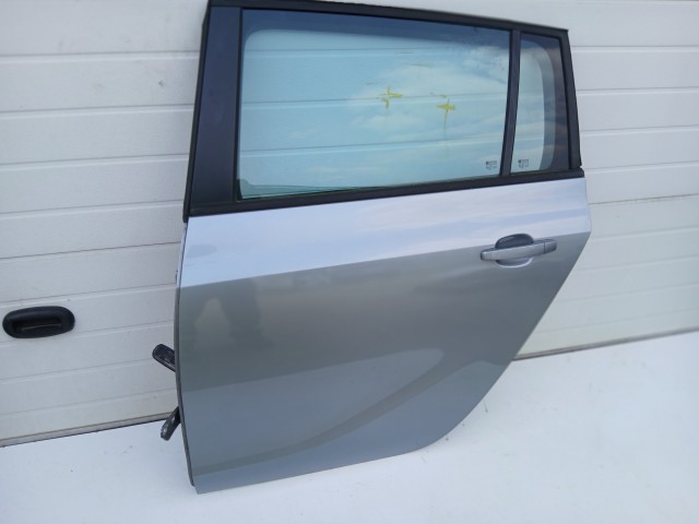 16978 Opel Zafira C 2011-2017 Bal hátsó Ajtó Szürke Z179