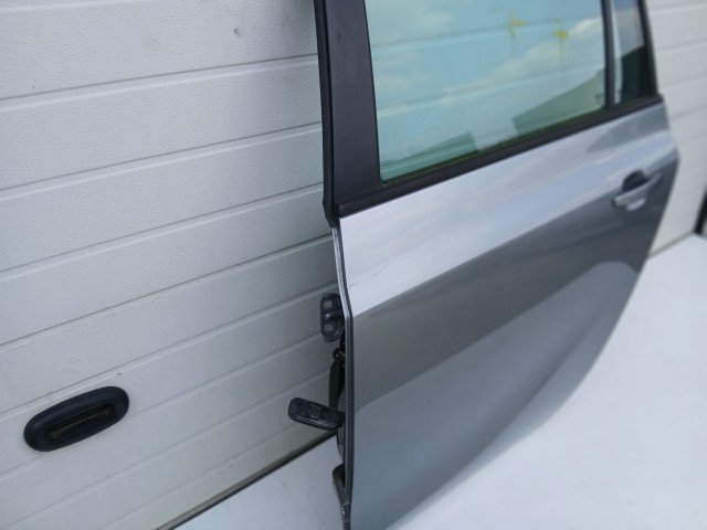 16978 Opel Zafira C 2011-2017 Bal hátsó Ajtó Szürke Z179