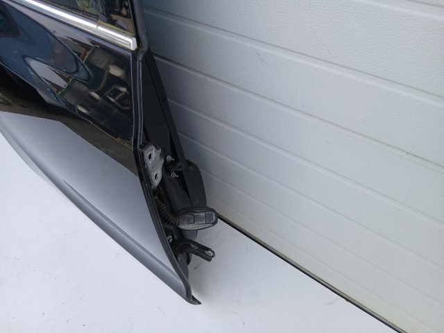 16980 Opel Zafira C 2011-2017 Jobb hátsó Ajtó Fekete Z22c