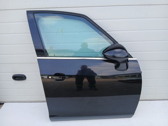 16982 Opel Zafira C 2011-2017 Jobb első Ajtó Fekete Z22c