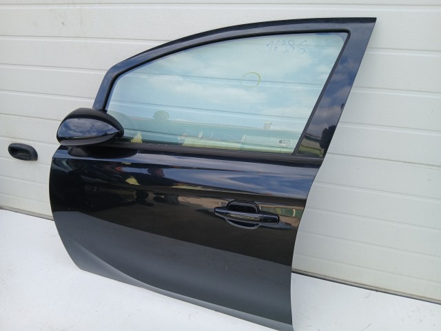 16986 Opel Corsa E 2014-2019 Bal első Ajtó Fekete Z22c