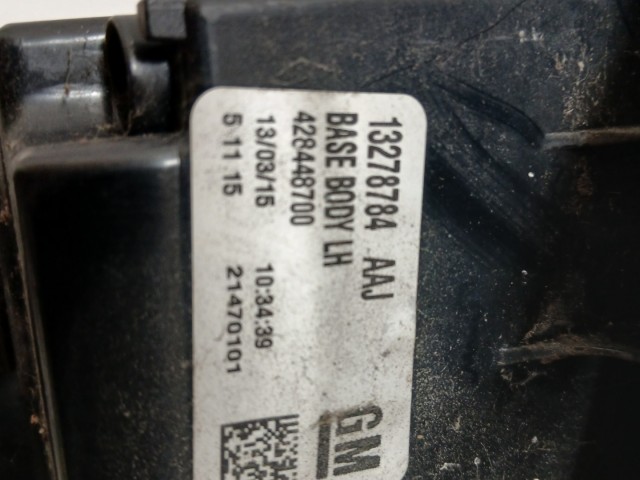 17011 Opel Zafira C 2011-2017 Bal hátsó Lámpa