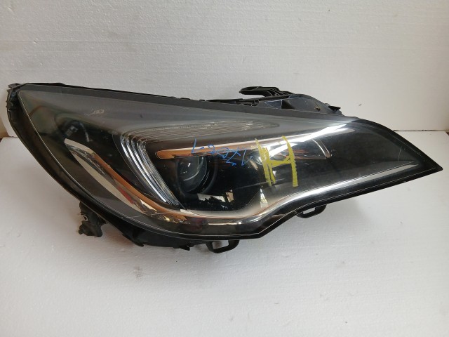 17001 Opel Astra K 2015-2021 Jobb első  Lámpa , Fényszóró Angol jobbkormányos