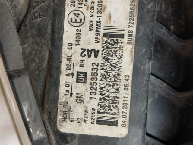 17026 Opel Meriva B 2010-2017 Jobb első Lámpa , Fényszóró Angol Jobbkormányos