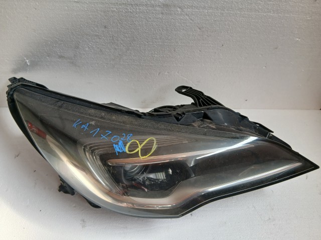 17028 Opel Astra K 2015-2021 Jobb első Lámpa , Fényszóró Angol Jobbkormányos