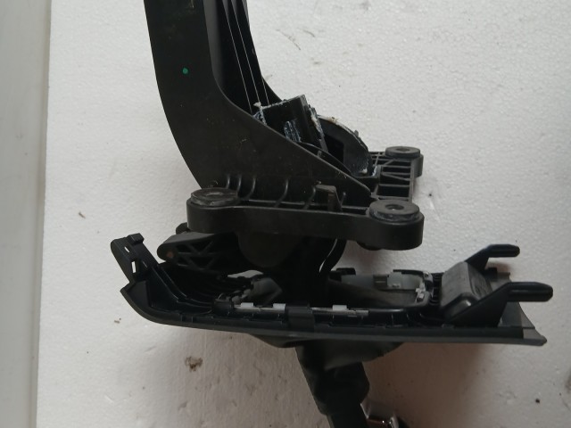 Opel Zafira B  Váltókulissza Váltókar 5 sebességes