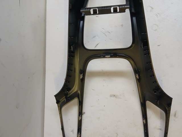 Opel Astra J 2009-2015 Középkonzol keret Használt