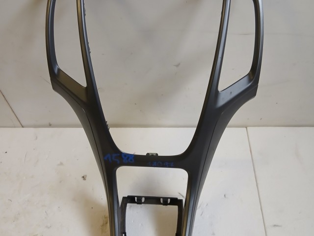 Opel Astra J 2009-2015 Középkonzol keret Használt