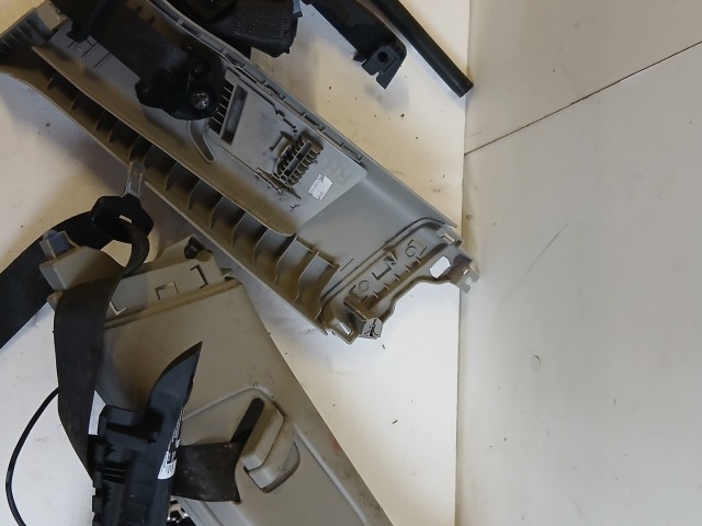 Opel Zafira C 2011-2017 Első Övfeszítő pár