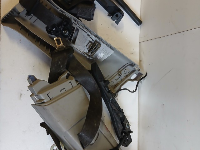 Opel Zafira C 2011-2017 Első Övfeszítő pár