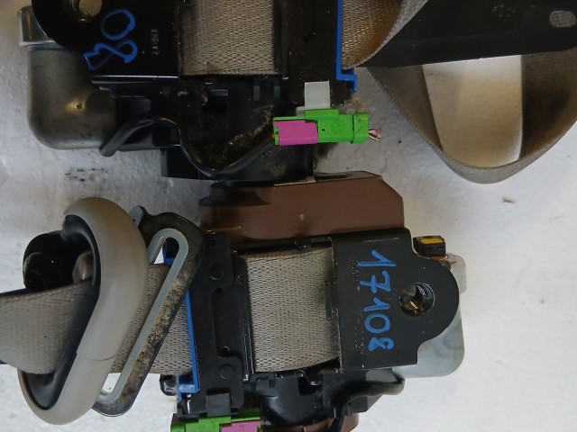 Opel Antara 2006-2015 Első Övfeszítő pár vajszinű világos bézs