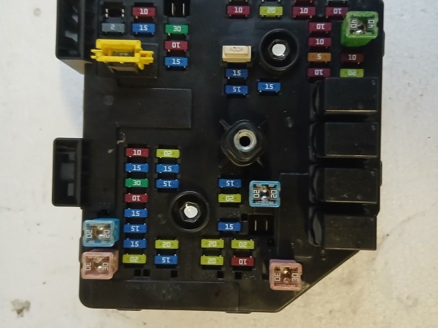 Opel Antara 2006-2015 Bcm Biztosítéktábla