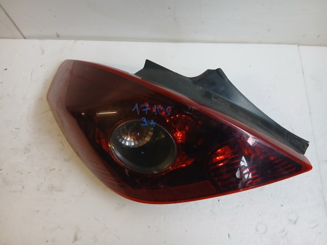 17105 Opel Corsa D 3 ajtós Bal hátsó Lámpa füstös