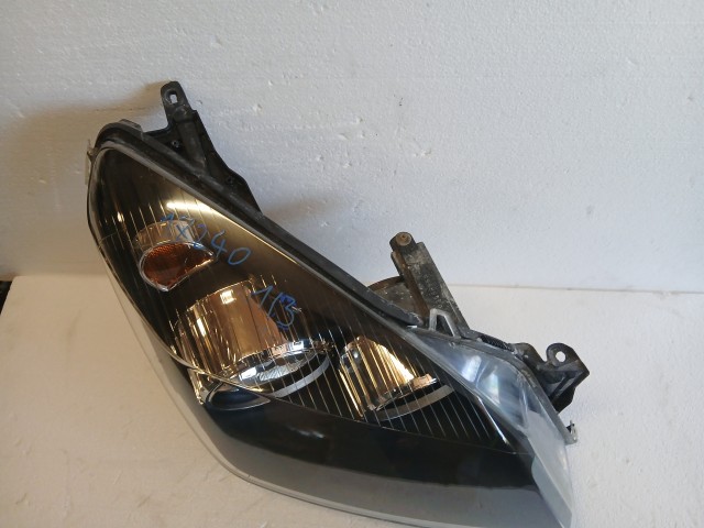 17240 Opel Astra H 2004-2010 Jobb első Lámpa , Fényszóró