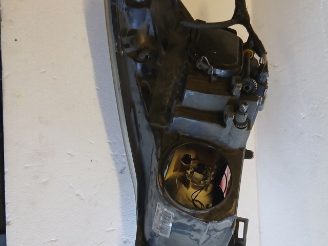 17241 Opel Corsa D 2006-2014 Jobb első Lámpa , Fényszóró