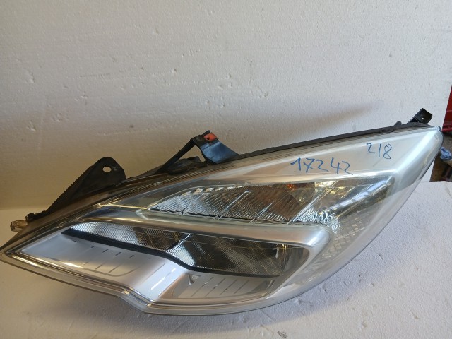 17242 Opel Meriva B 2010-2017 Bal első Lámpa , Fényszóró