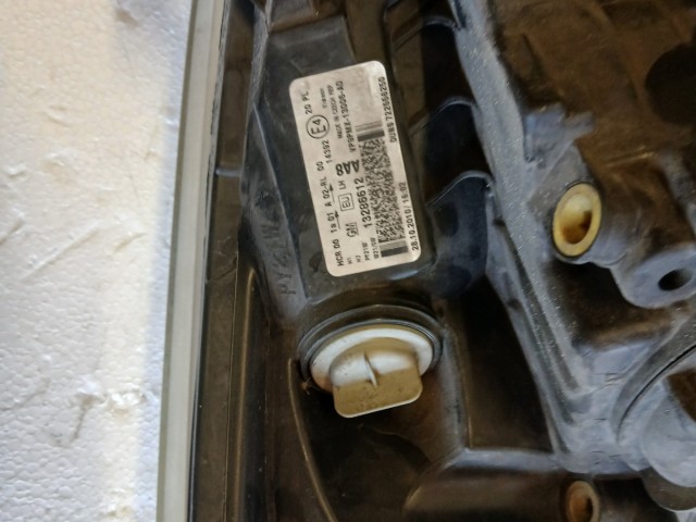 17242 Opel Meriva B 2010-2017 Bal első Lámpa , Fényszóró