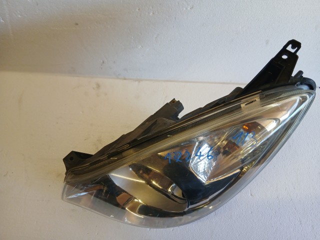 17246 Opel Agila B 2007-2014 Bal első Lámpa , Fényszóró